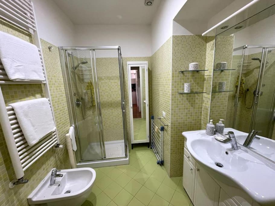 Via Milano Apartment Trieste Ngoại thất bức ảnh